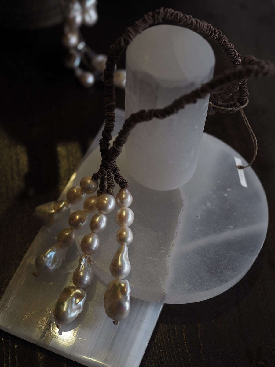 Multi Strand Pearls Necklace In A Cluster (Mocca Silk) - Ivory Pearls
