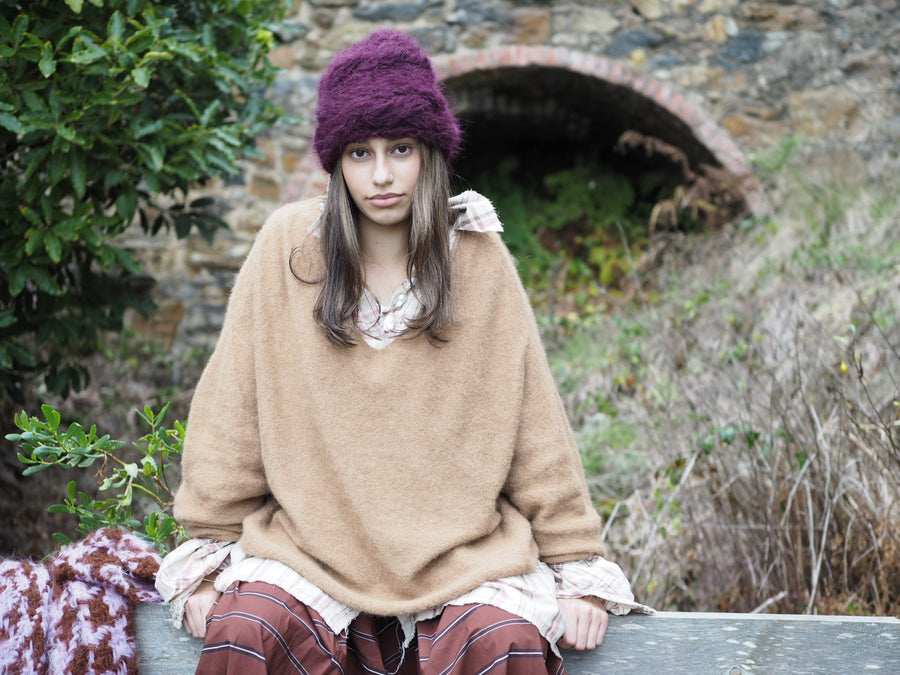 Luxe Light Weight V-Neck Sweater (Alpaca) - Camel