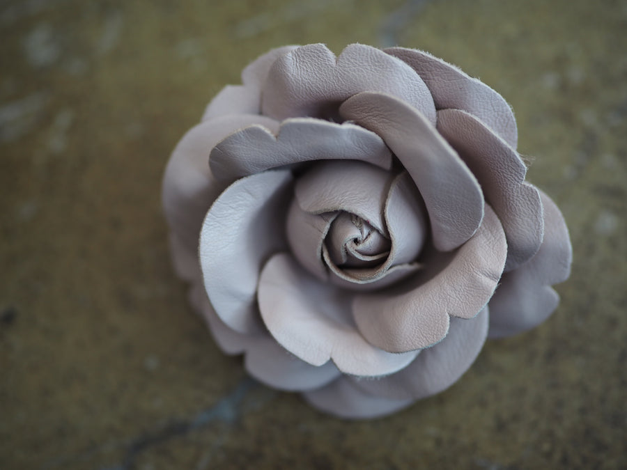 New York Hand Crafted rose Flower Brooch - Leather ecru
