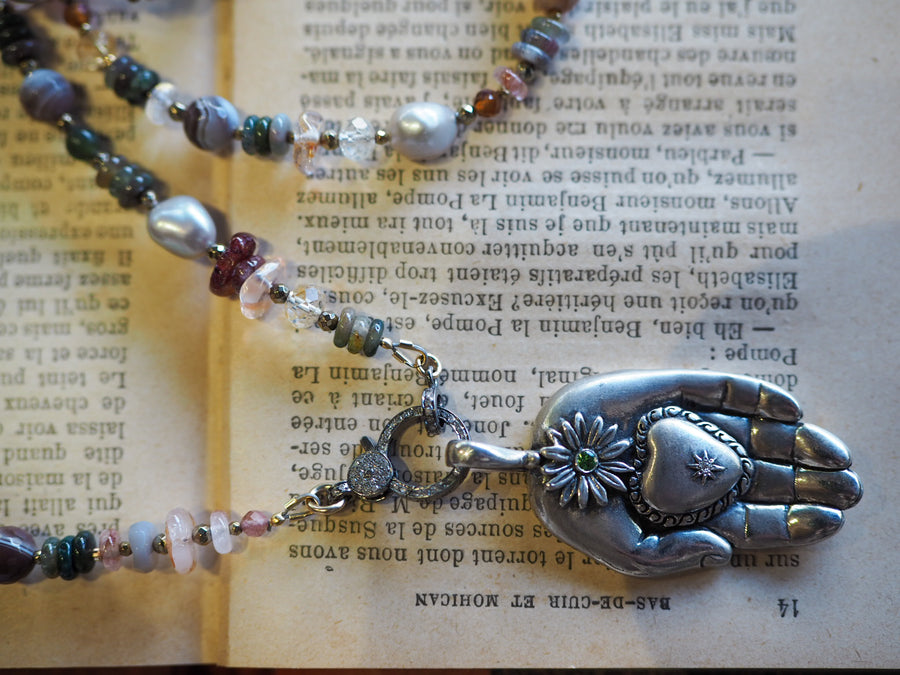 Izou necklace