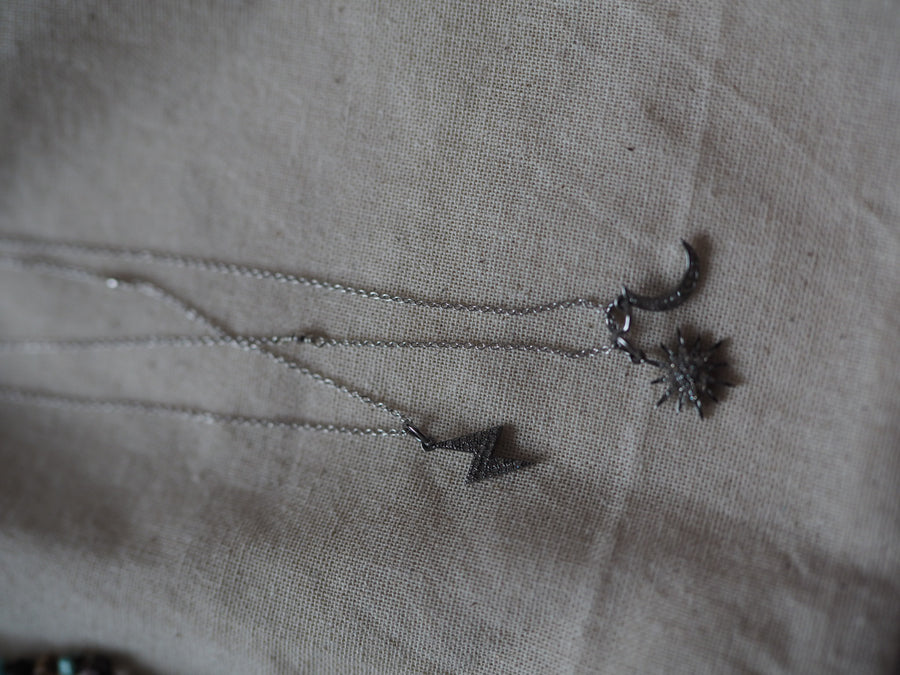 Lightning bolt
