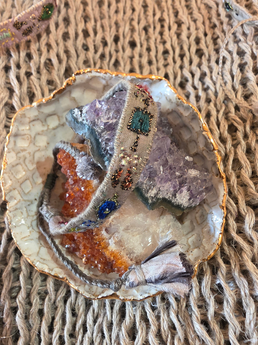 Antonia Rossi Embroidered Silk Bracelet - taupes