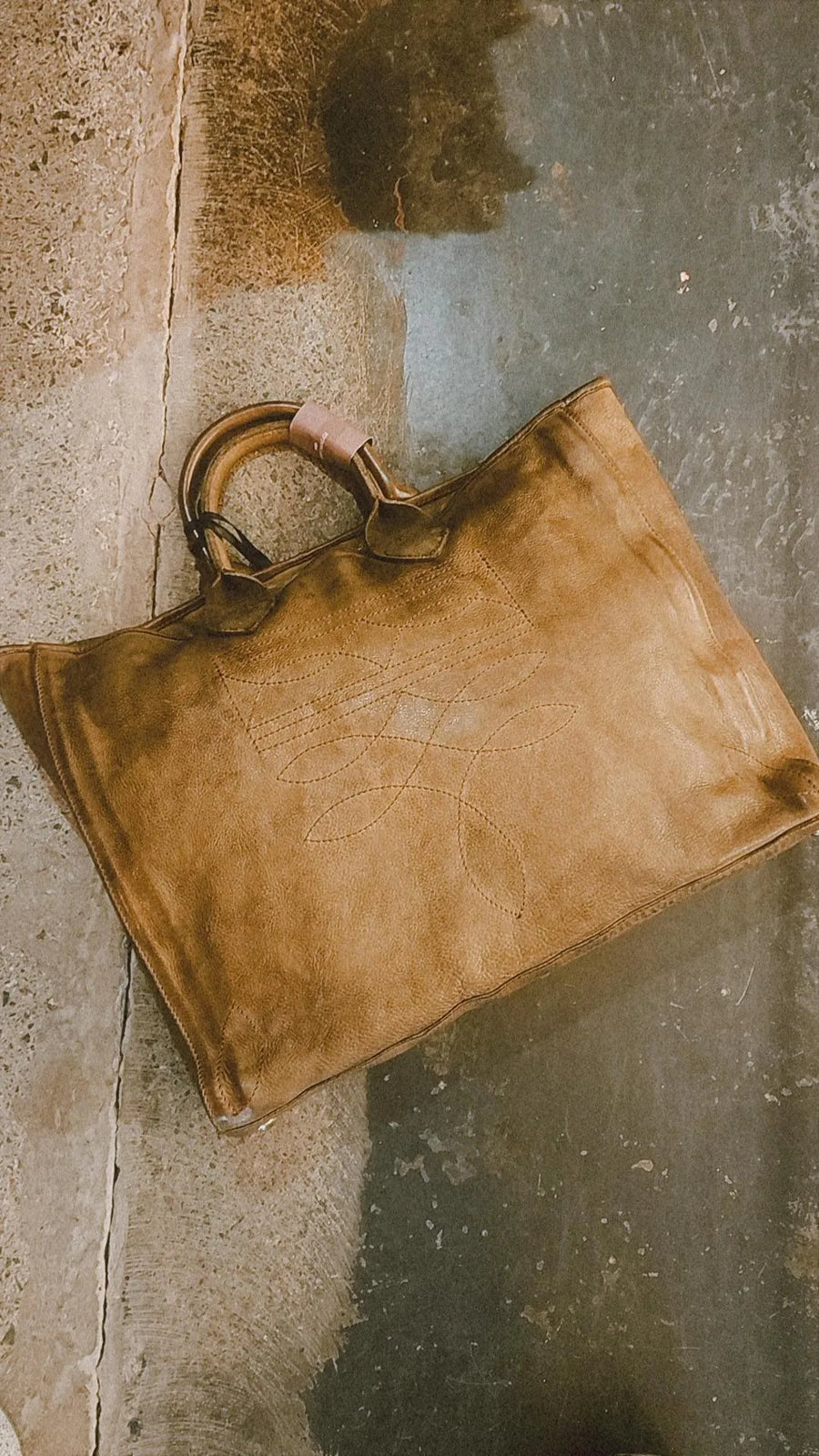 Campomaggi - Agata Shopping bag with Charro Stitching - khaki