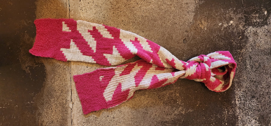 Houndstooth Jacquard Scarf (Alpaca) Magenta Pink-Silver Grey