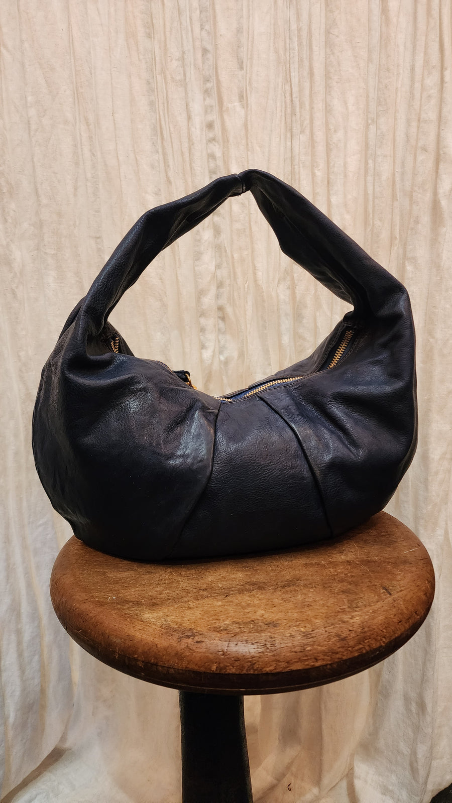 Opale Shoulder bag in black leather