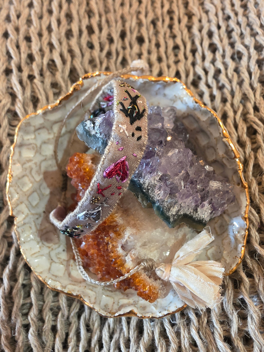 Antonia Rossi Embroidered Silk Bracelet - taupes