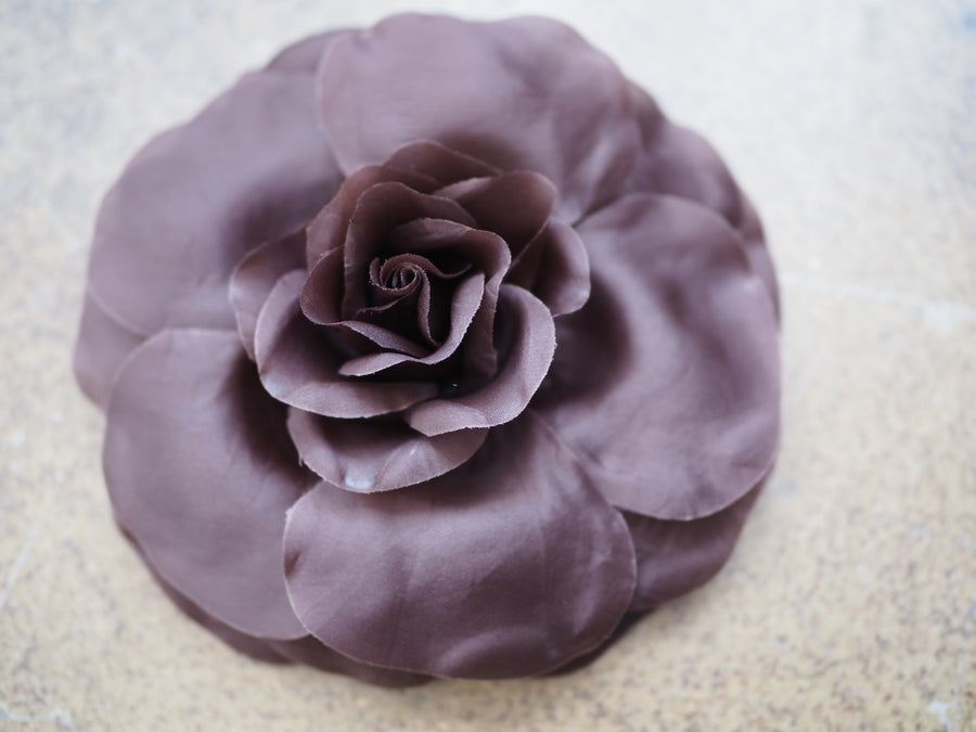 New York Hand Crafted Flower Brooch - Mocca Silk