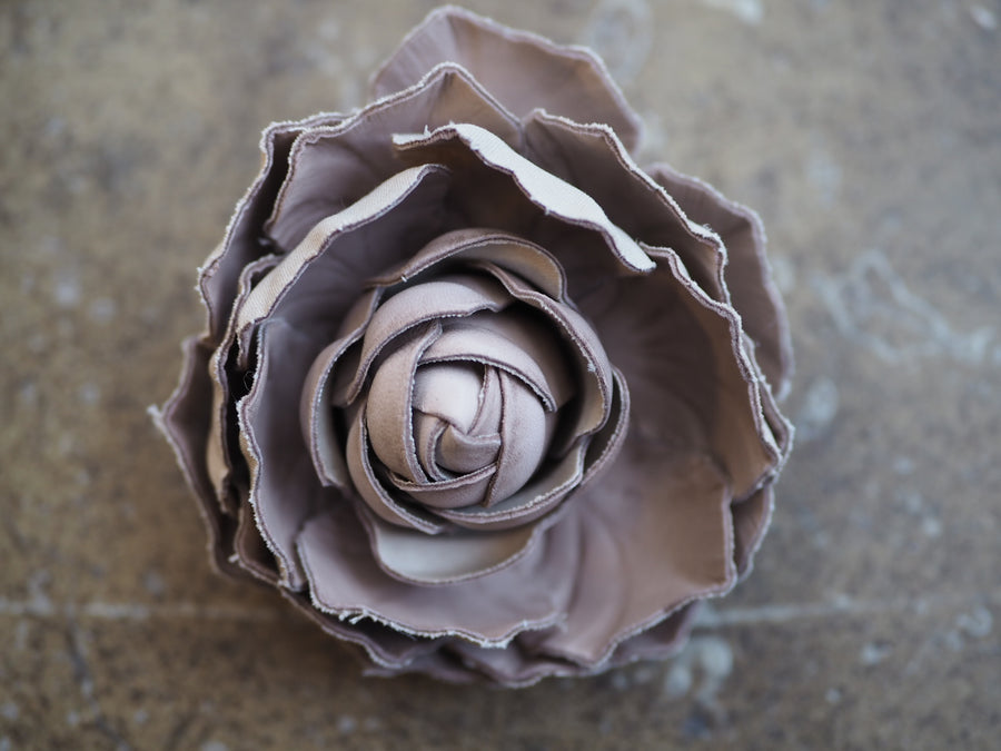 New York Hand Crafted Rose Brooch (Leather) - Pink