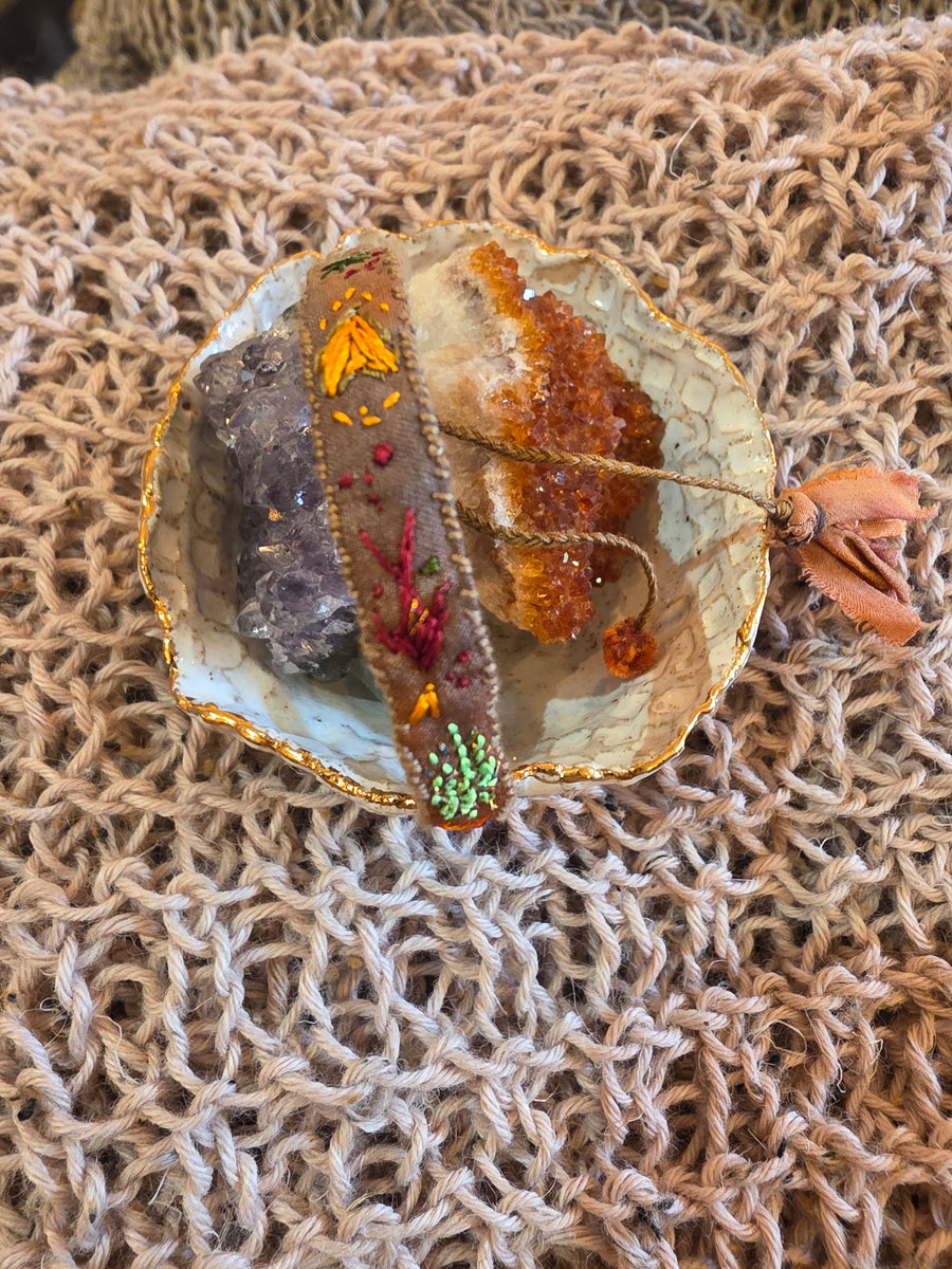 Antonia Rossi Embroidered Silk Bracelet - Reds