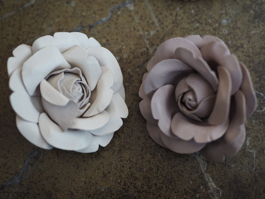 New York Hand Crafted rose Flower Brooch - Leather ecru