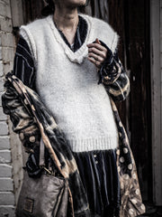 knitted V neck Vest (Alpaca) - Snow