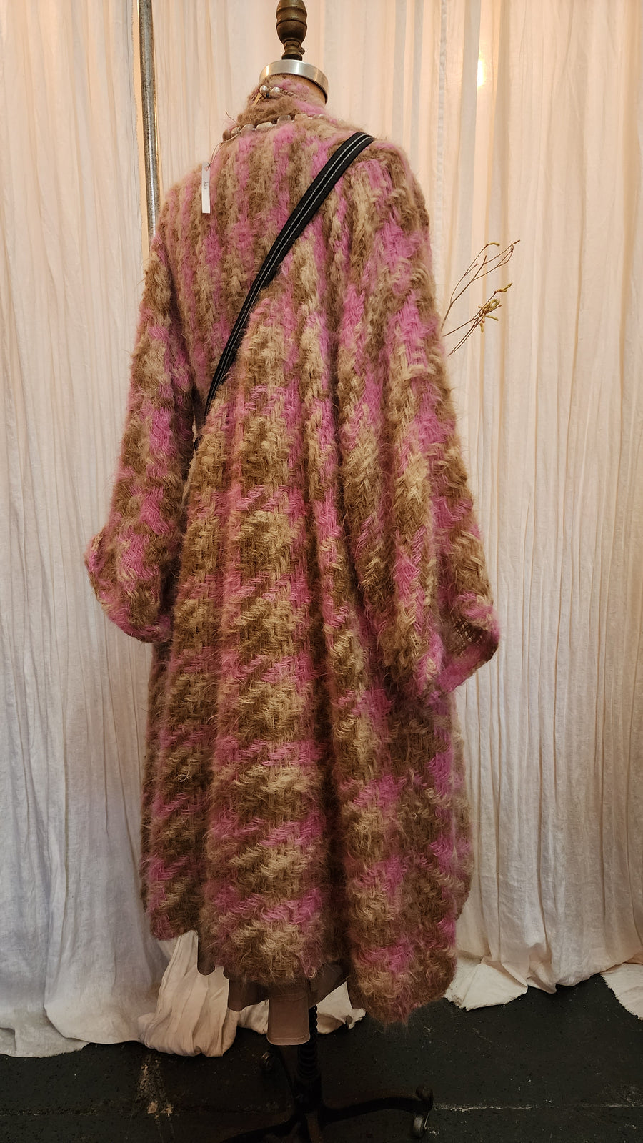 Handloom Maxi coat in houndstooth weave - Bespoke pink/nude