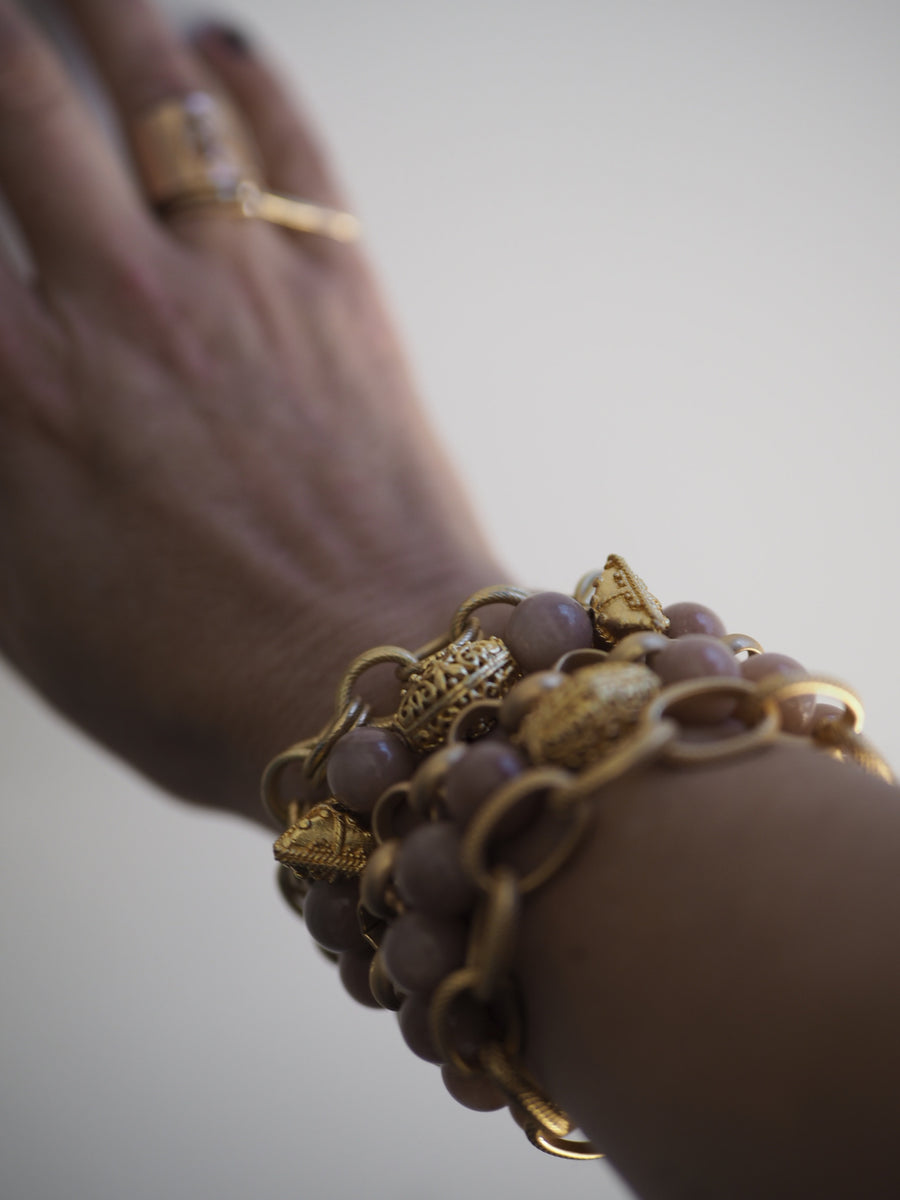 Charm Bracelet - Baroque Pearl