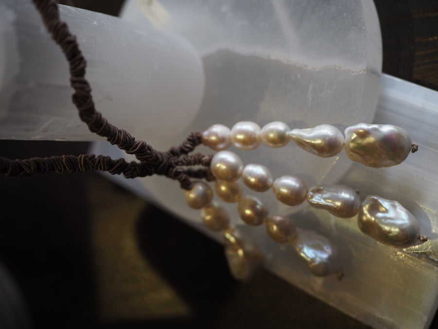 Multi Strand Pearls Necklace In A Cluster (Mocca Silk) - Ivory Pearls