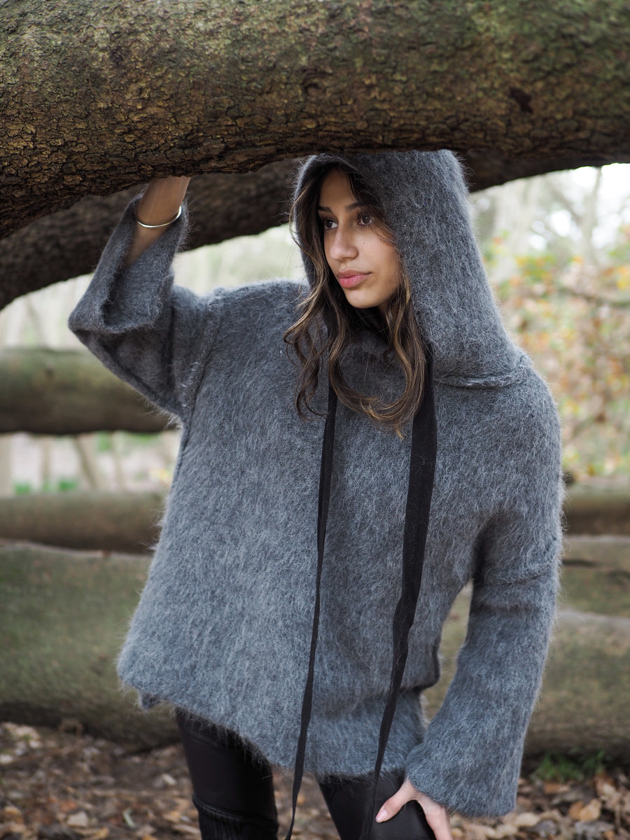 Sloppy Joe Luxe Hoodie (Alpaca) - Charcoal