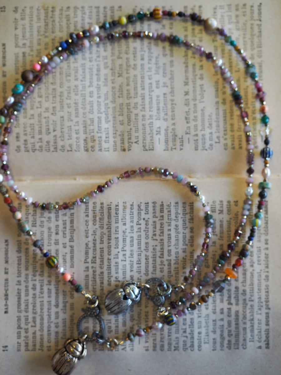 Ziggi Multi bead short necklace