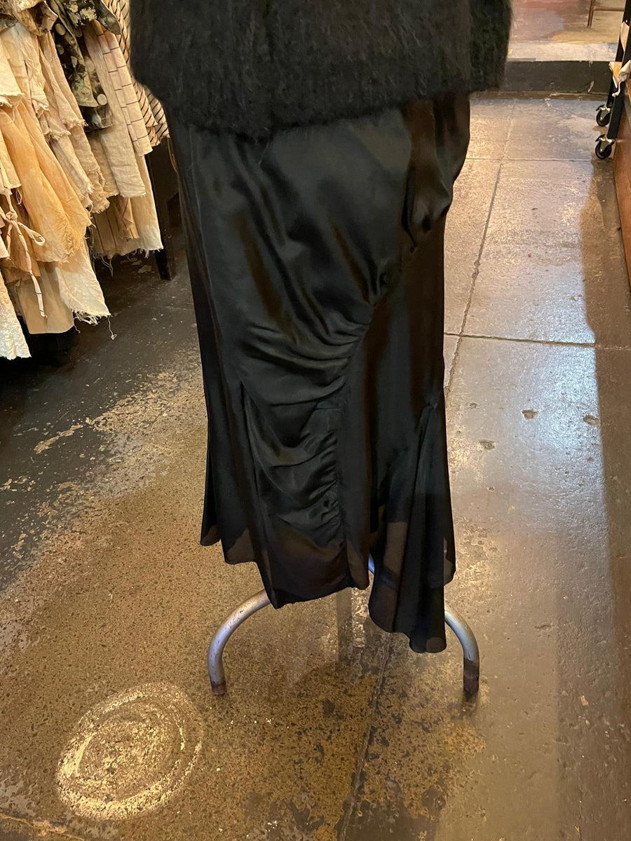 Hourglass Godet Skirt (Silk) Black
