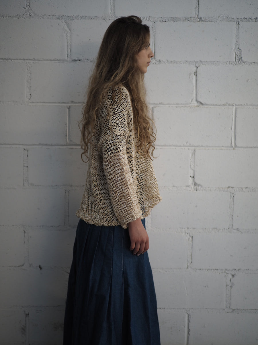 Hand knit Top with crew neckline (Linen)