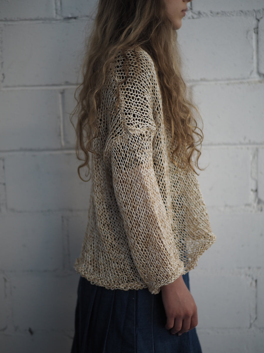 Hand knit Top with crew neckline (Linen)