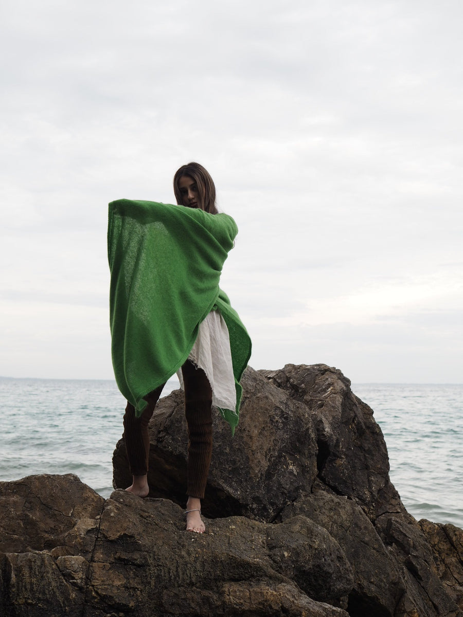Luxe Light Weight Wrap (Alpaca) Green