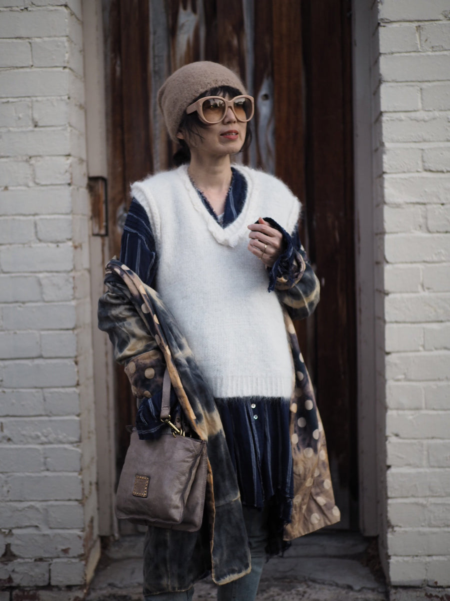 Luxe V Neck Vest (Alpaca) - Snow