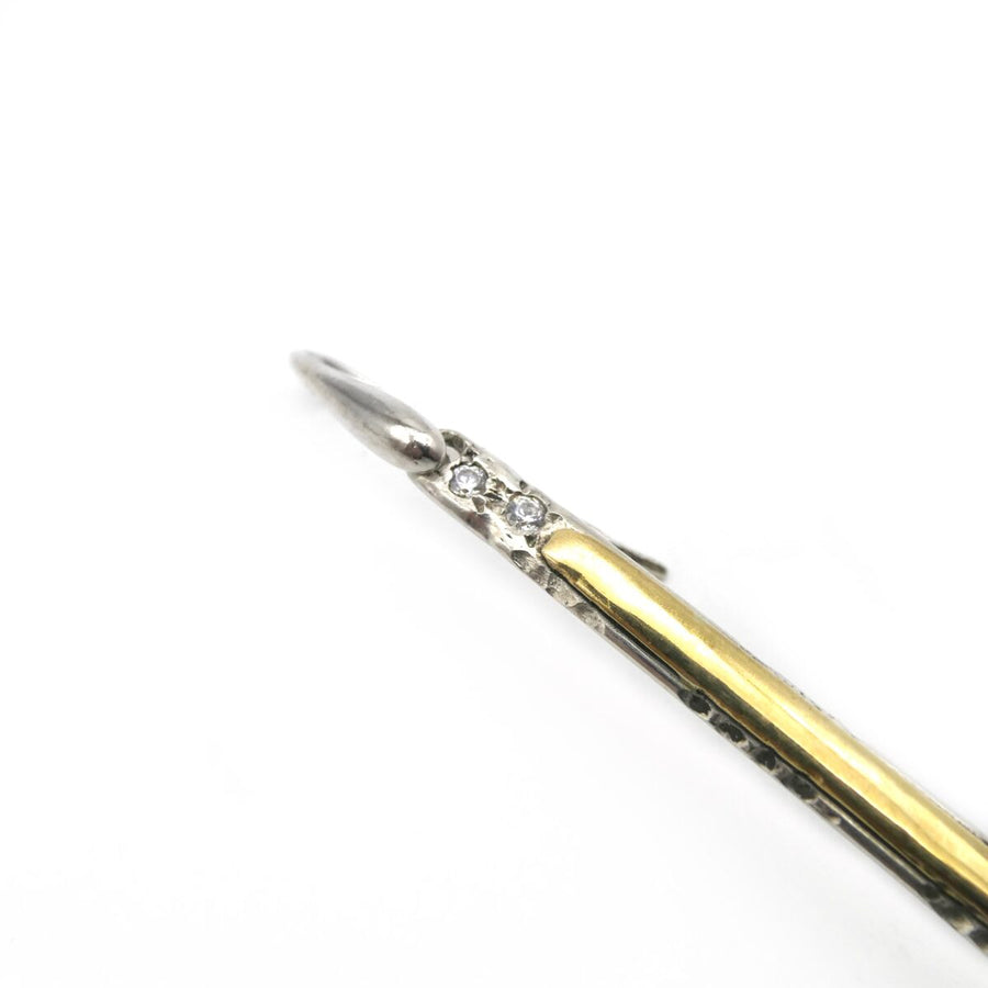 Bar Earring With White Diamonds