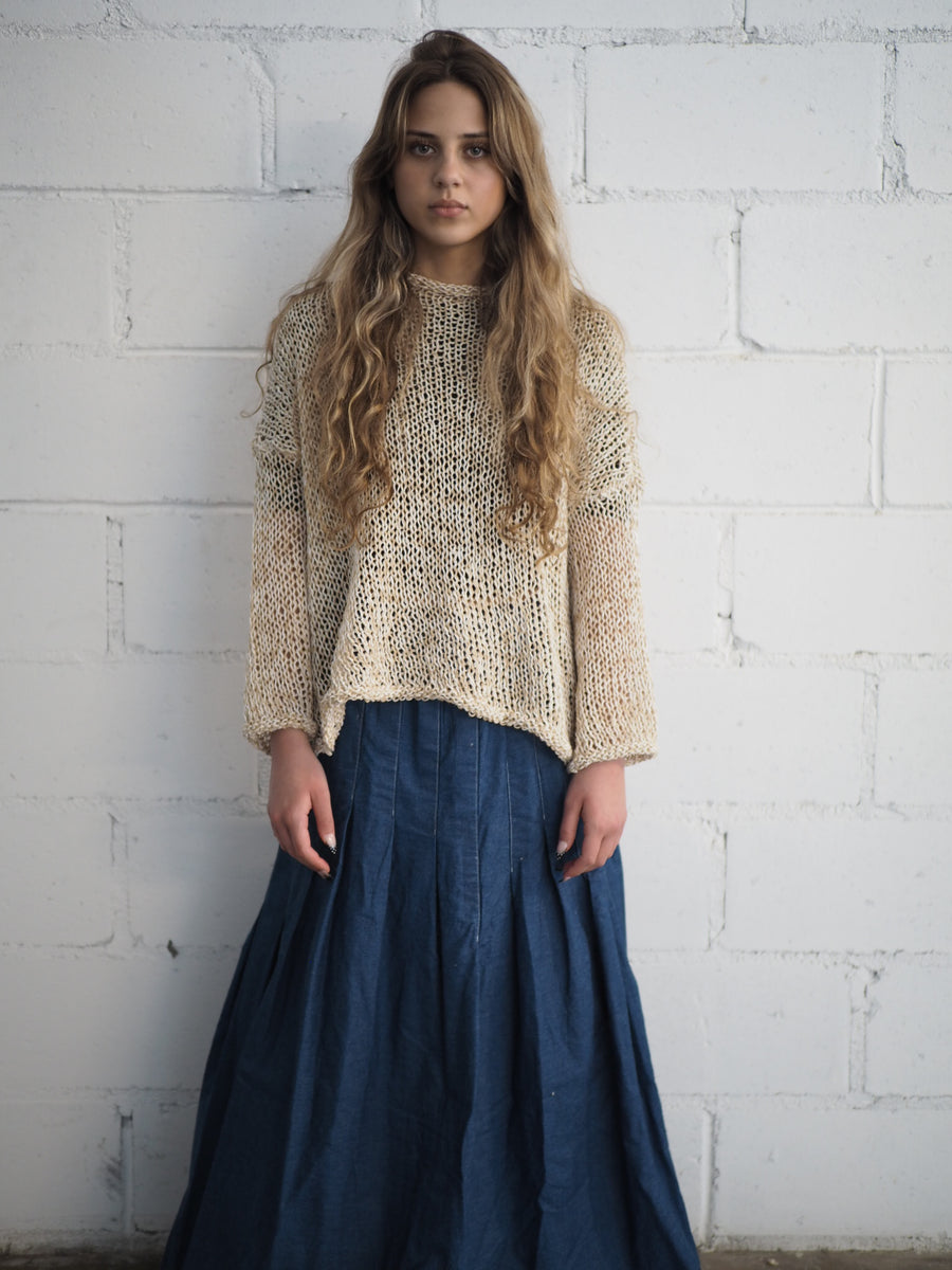 Hand knit Top with crew neckline (Linen)