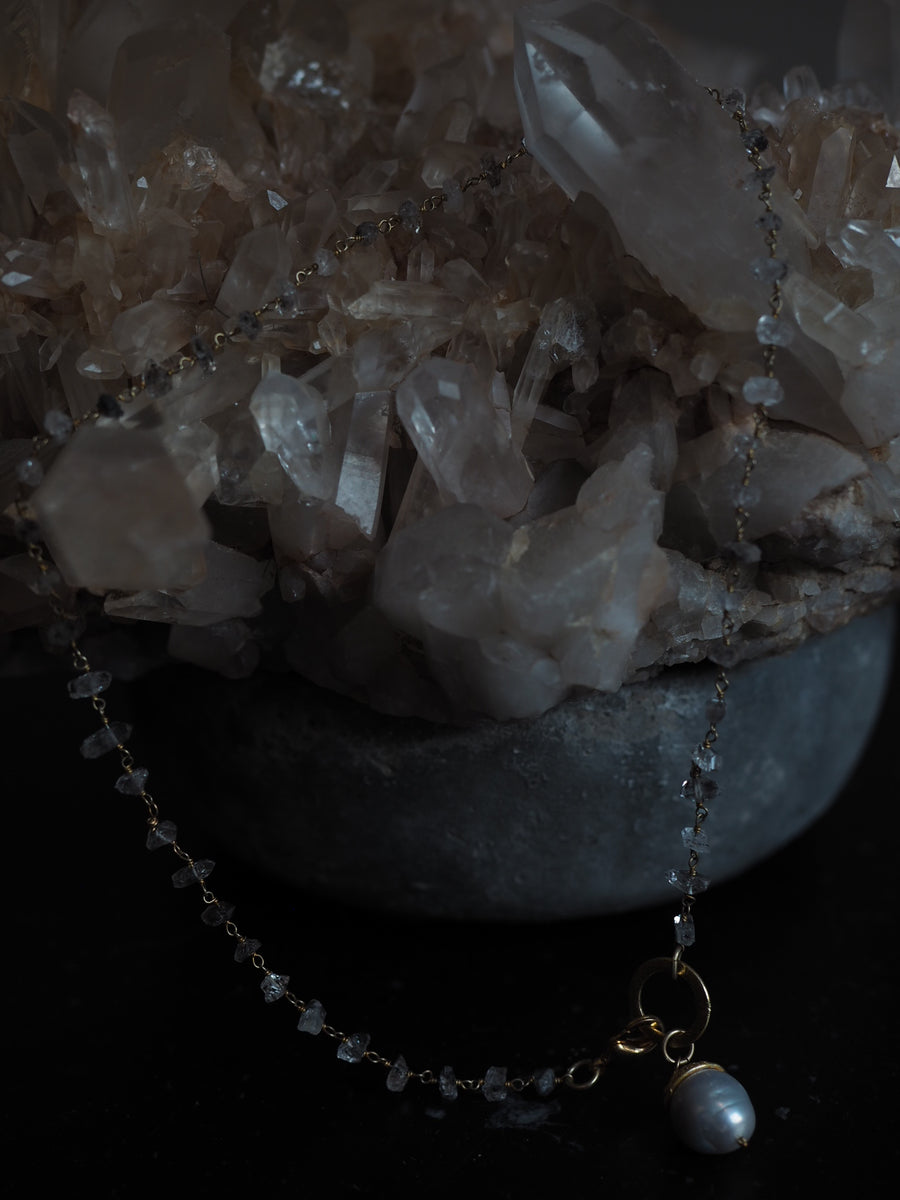 Simple Necklace with herckimer diamonds - Ivory tahitian Pearl drop