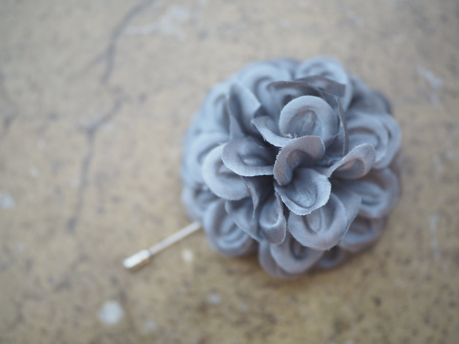 New York Hand Crafted Flower Brooch (Silk) Black posie