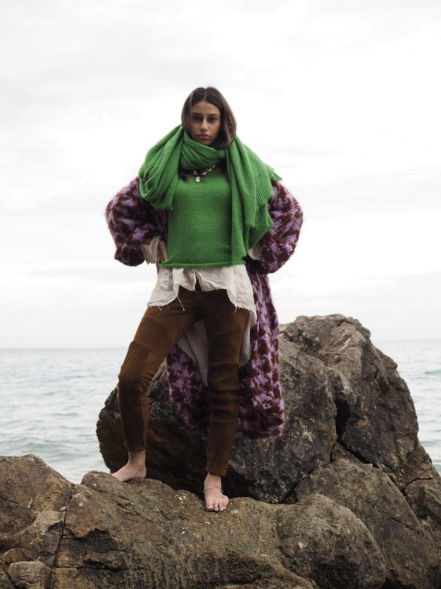 Light Weight V-Neck Sweater (Alpaca) - Green