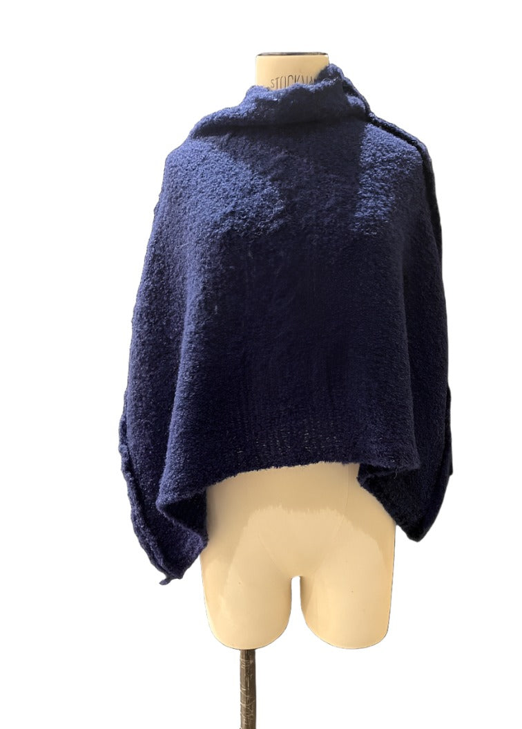 Alpaca capelet / shrug