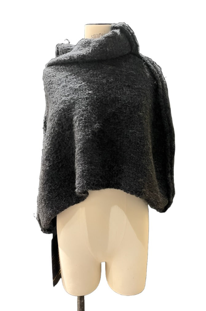Alpaca Capelet / Shrug