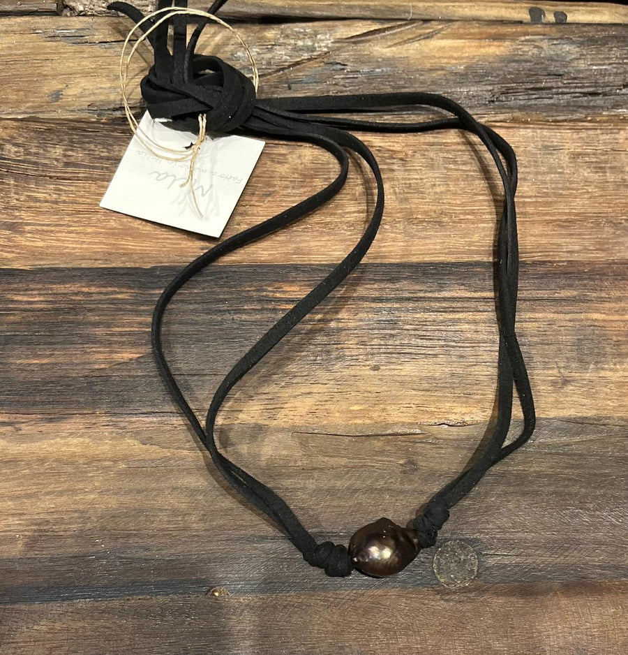 Baroque single Pearl necklace on leather - Grey