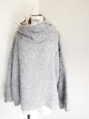 Hand-Loom Funnel Neck Sweater (Alpaca) Silver Grey