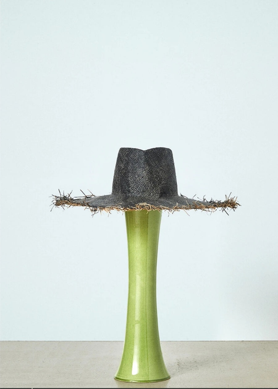 Reinhard Plank nana big F straw hat