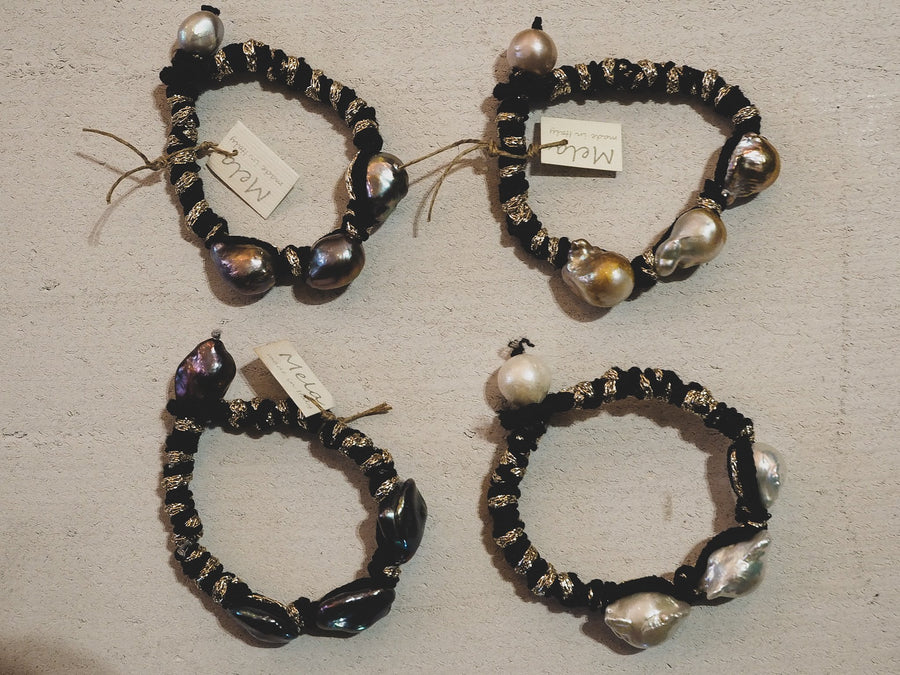 Mela pearl bracelet - TRIPLE PEARL